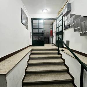 Prilika: Zagreb zapad-Malešnica,  prostrani 4-sob. stan 86m2 s loggiom