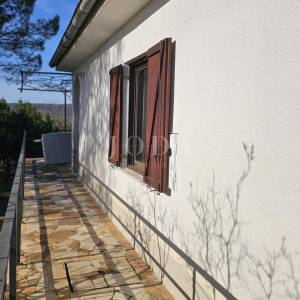 PRILIKA!POPUST!Lijepa dvojna kuća s otvorenim pogledom na more,LABIN okolica