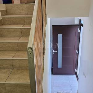 PRILIKA!POPUST!Lijepa dvojna kuća s otvorenim pogledom na more,LABIN okolica