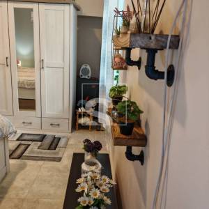 Prizemlje s okućnicom na top lokaciji u Puli, 200 m od mora i najljepših plaža