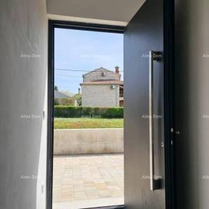 Prizemna kuća s bazenom – okolica Poreč