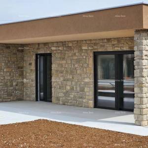 Prizemna kuća s bazenom – okolica Poreč