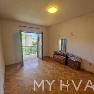 Prizemni stan u Jelsi