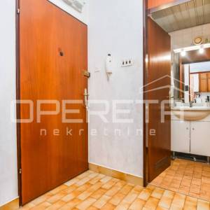 PRODAJA, 1-SOBAN STAN, ATRAKTIVNA LOKACIJA, JARUN, NAŠIČKA, 41 m2