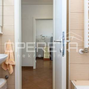 PRODAJA, 2-SOBAN STAN, LANIŠTE (PORED  ARENA CENTRA), JARUŠČICA, 47 m2