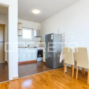 PRODAJA, 2-SOBAN STAN, LANIŠTE (PORED  ARENA CENTRA), JARUŠČICA, 47 m2