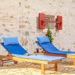 Prodaja: Dvije Povezane Kuće s velikim dvorištem, blizina Kanfanara