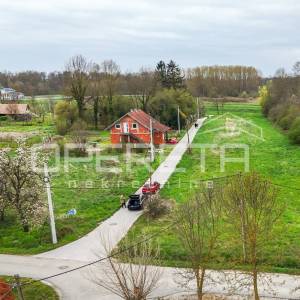PRODAJA, GRAĐEVINSKO ZEMLJIŠTE, RUGVICA, 607 m2


