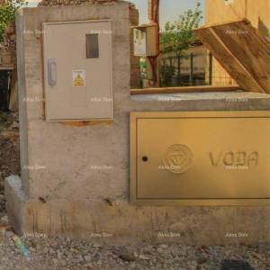 Prodaja-građevinsko zemljište za izgradnju obiteljske kuće, Karojba!