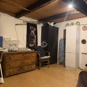 Prodaja građevinskog zemljišta s kućom i radionom, Rugvica (Dragošička), 2027m2