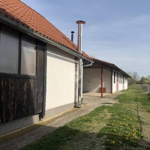 Prodaja građevinskog zemljišta s kućom i radionom, Rugvica (Dragošička), 2027m2