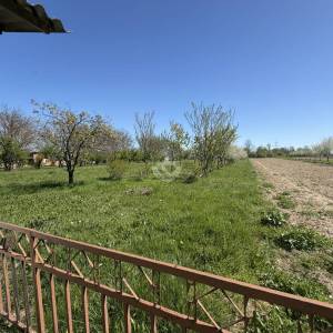 Prodaja građevinskog zemljišta s kućom i radionom, Rugvica (Dragošička), 2027m2