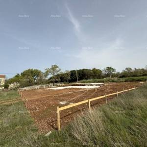 Prodaja građevinskog zemljišta sa  građevinskom dozvolom,  Svetvinčenat!