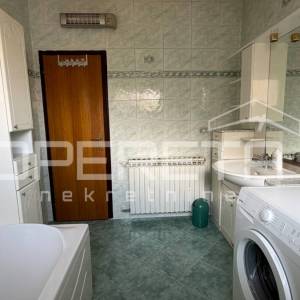 PRODAJA, KUĆA, ILOK