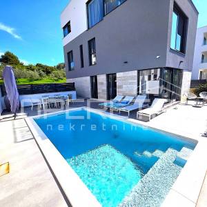 Prodaja, Kuća, Kožino, Put Velikog mula, Dvojni objekt, 197m2