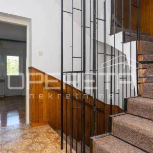 PRODAJA, KUĆA NA ELITNOJ LOKACIJI SA VELIKIM POTENCIJALOM, ŠALATA, Ulica Ružičnj