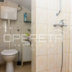 PRODAJA, KUĆA NA ELITNOJ LOKACIJI SA VELIKIM POTENCIJALOM, ŠALATA, Ulica Ružičnj