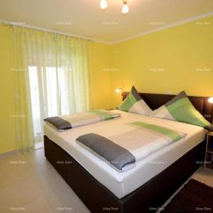 Prodaja- kuća s 4 stambene jedinice- okolica Višnjana!