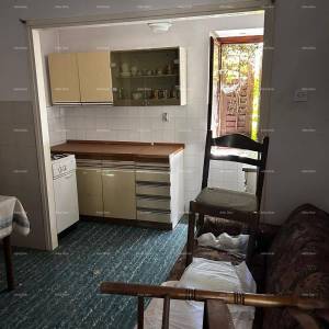 Prodaja kuće sa  stajom i zemljištem u blizini Barbana!