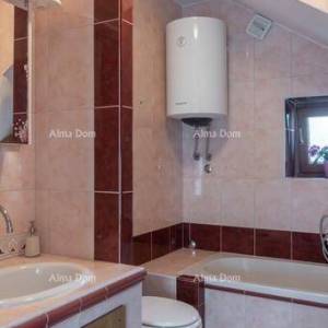 Prodaja lijepe kamene kuće, Medulin