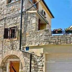 Prodaja lijepe kamene kuće, Medulin