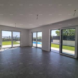 Prodaja luksuznog, dvoetažnog stana s bazenom, Tar! S2