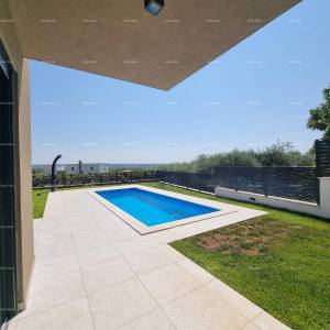 Prodaja luksuznog, dvoetažnog stana s bazenom, Tar! S2