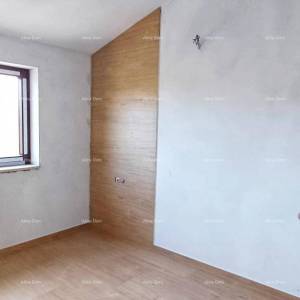 Prodaja moderne kuće s bazenom u mirnom i lijepom istarskom mjestu,  Svetvinčenat!