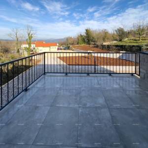 Prodaja novoizgrađene, moderno opremljene kuće sa bazenom, Rakalj!