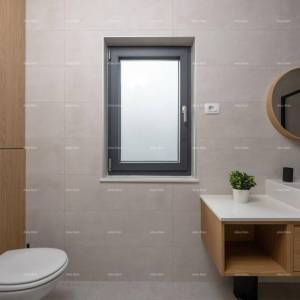 Prodaja novoizgrađene, moderno opremljene kuće sa bazenom, Rakalj!