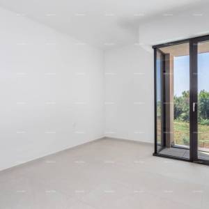 Prodaja obiteljske stambene kuće s bazenom, blizina Poreča!