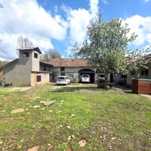 Prodaja, Petrinja - Dragotinci, Kuća s velikim zemljištem od 4200m2 + dodatni objekti