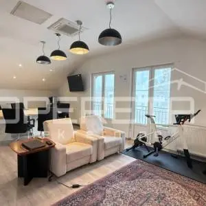 Prodaja, Poslovna zgrada, Osijek, Biljska cesta, 458m2