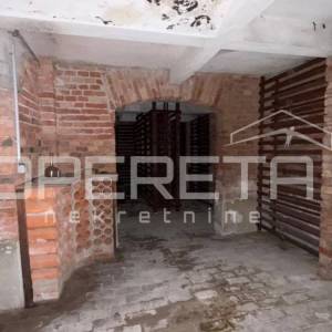 Prodaja, Stan, Osijek, Vinkovačka, 4s, 251m2