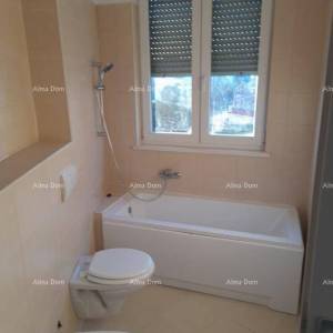 Prodaja - stan s garažnim mjestom na izvrsnoj lokaciji, Pula!