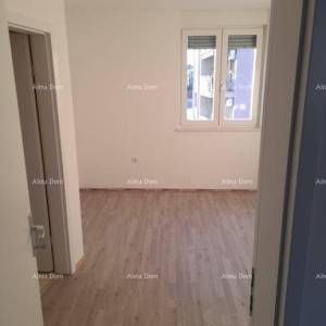 Prodaja - stan s garažnim mjestom na izvrsnoj lokaciji, Pula!