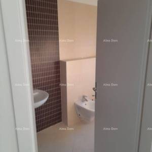 Prodaja - stan s garažnim mjestom na izvrsnoj lokaciji, Pula!