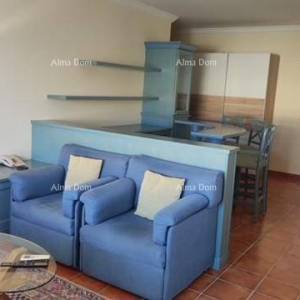 Prodaja - stan u atraktivnom stambenom kompleksu s pogledom na more! 200m od mora i plaža, Umag!