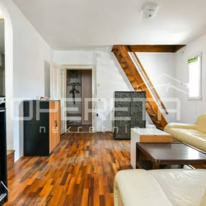 PRODAJA, STAN, ZAGREB, CENTAR, VARŠAVSKA (Cvjetni trg), 2 STANA- JEDAN PORED DRU