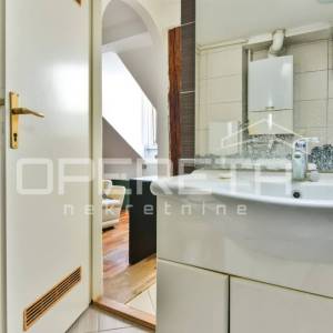 PRODAJA, STAN, ZAGREB, CENTAR, VARŠAVSKA (Cvjetni trg), 2 STANA- JEDAN PORED DRU