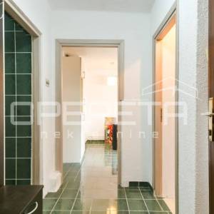 PRODAJA, STAN, ZAGREB, CENTAR, VARŠAVSKA (Cvjetni trg), 2 STANA- JEDAN PORED DRU