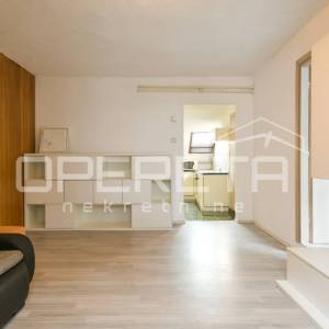 PRODAJA, STAN, ZAGREB, CENTAR, VARŠAVSKA (Cvjetni trg), 2 STANA- JEDAN PORED DRU