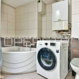 PRODAJA, STAN, ZAGREB, CENTAR, VARŠAVSKA (Cvjetni trg), 2 STANA- JEDAN PORED DRU