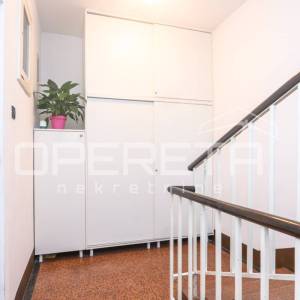 PRODAJA STANA, KVATRIĆ, RAKOVČEVA, 4s, UREĐEN, PARKING!