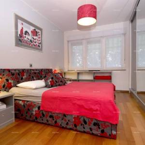 Prodaja stana u Puli – odlična lokacija, kompletno adaptiran