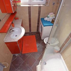 Prodaja stana u Puli – odlična lokacija, kompletno adaptiran