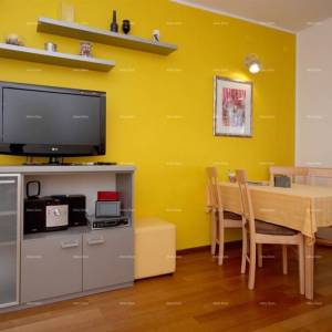 Prodaja stana u Puli – odlična lokacija, kompletno adaptiran