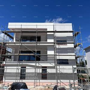 Prodaja stana/penthouse u novogradnji sa velikom terasom, Štinjan!