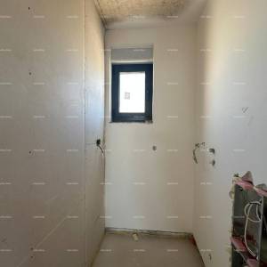 Prodaja stana/penthouse u novogradnji sa velikom terasom, Štinjan!