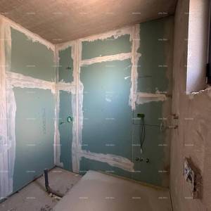 Prodaja stana/penthouse u novogradnji sa velikom terasom, Štinjan!